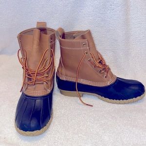 Woman’s LL Bean Boots 8”